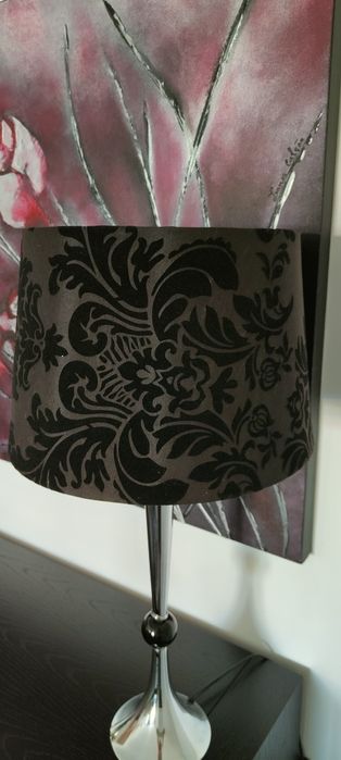 Candeeiro com abajur preto