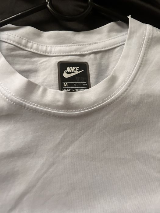 Conjunto nike branco e preto