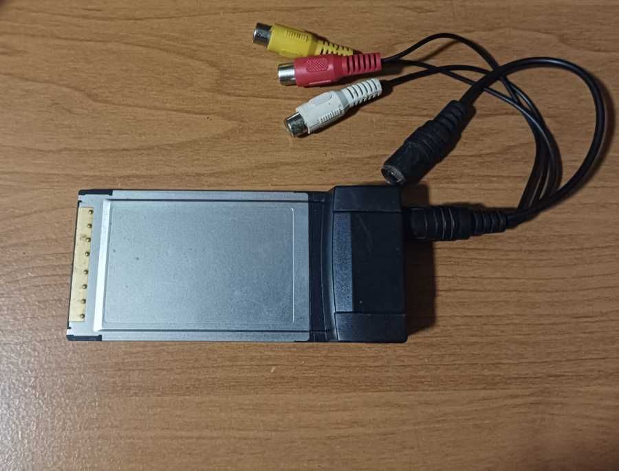 Stara Karta ExpressCard Video cinch + moduł TV do laptopa stan nie znany