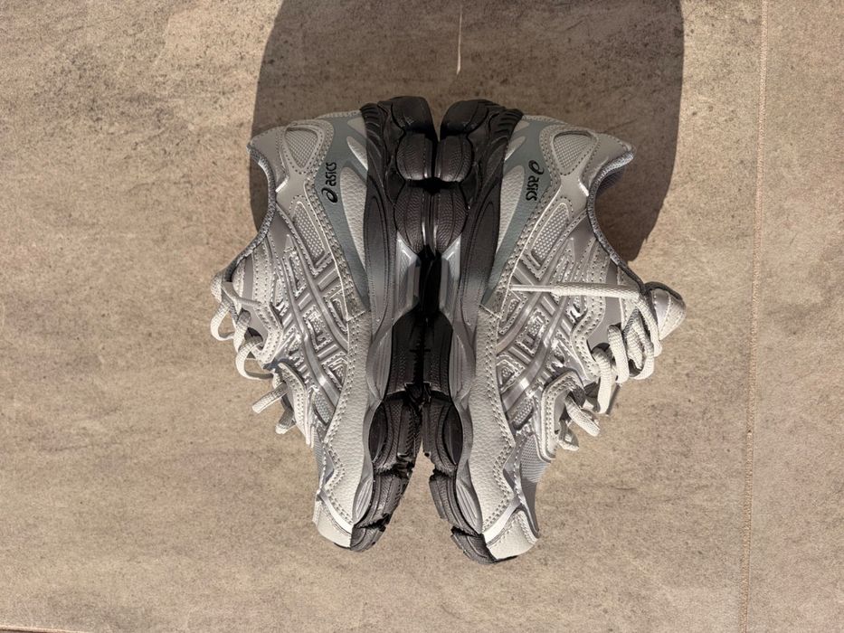Asics gel nyc cinza e preta