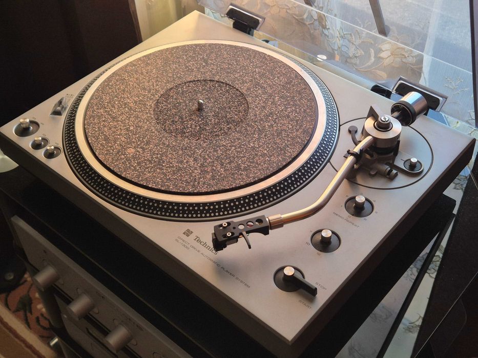 Technics SL 1300