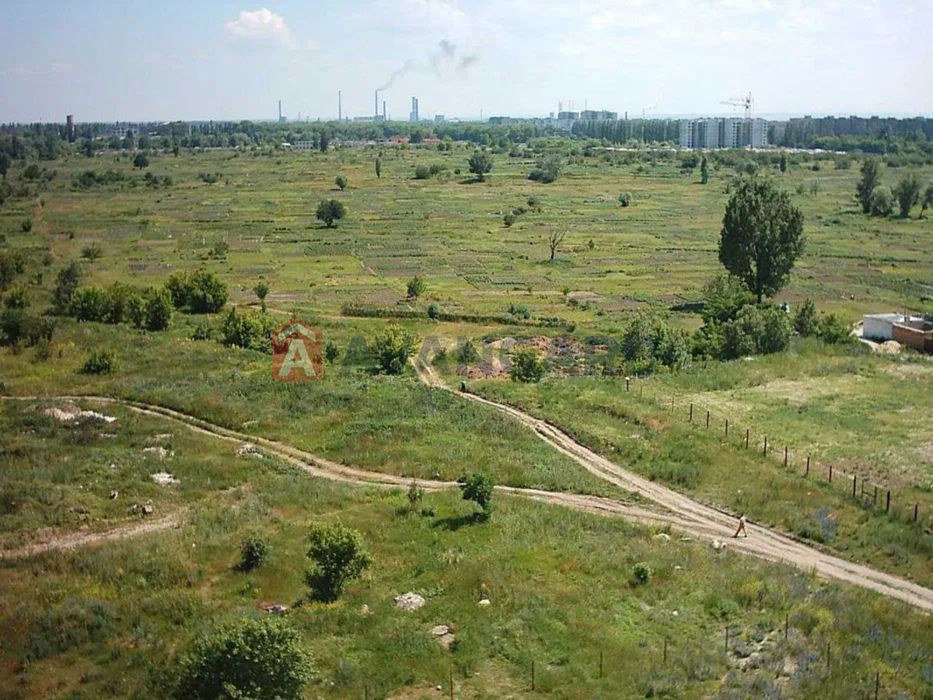 Терміново! 2-кім. квартира з ремонтом, ПЗР - More