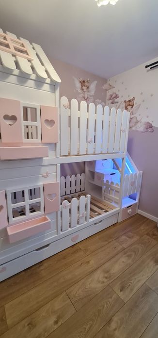 Łóżko piętrowe domek drewniany 90x180