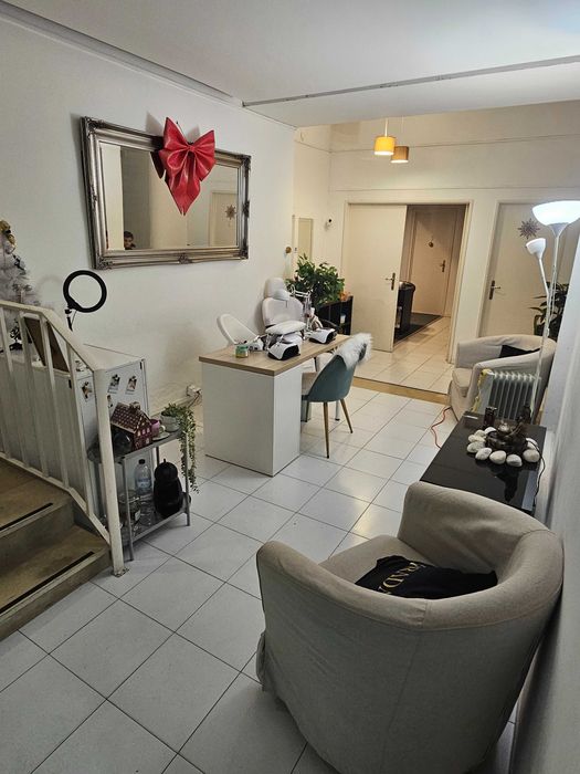 Alugo gabinete Lisboa 18m2 - 350€