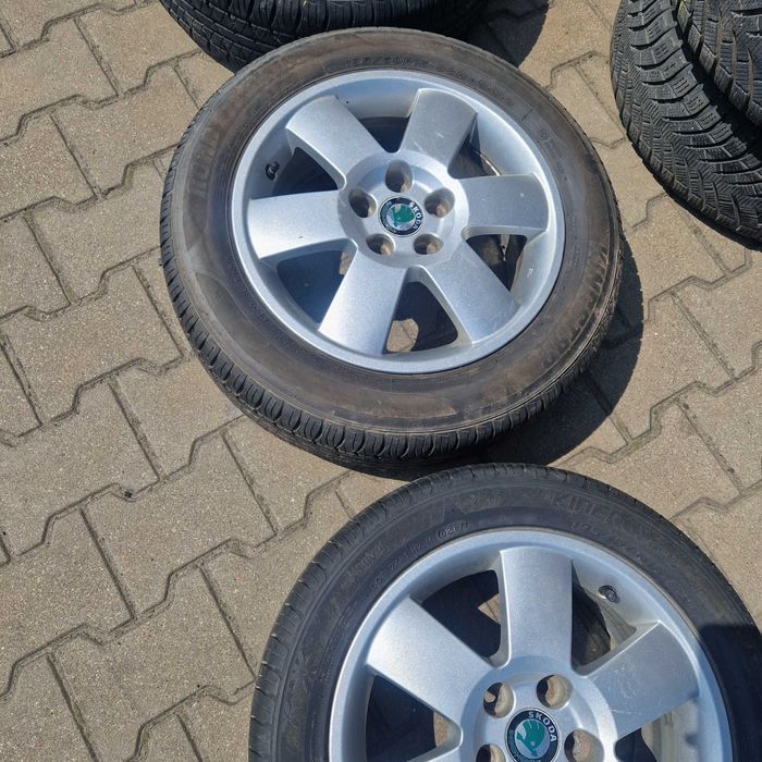 Całe koła Skoda 15