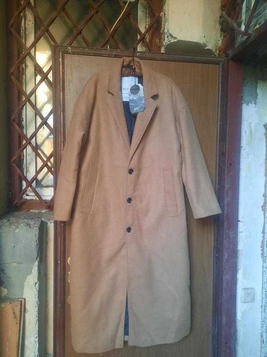 Длинное  новое оверсайз пальто на утеплении