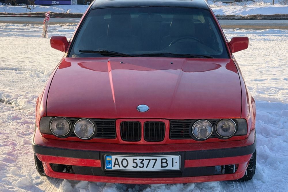 Продам BMW E34 m50b25