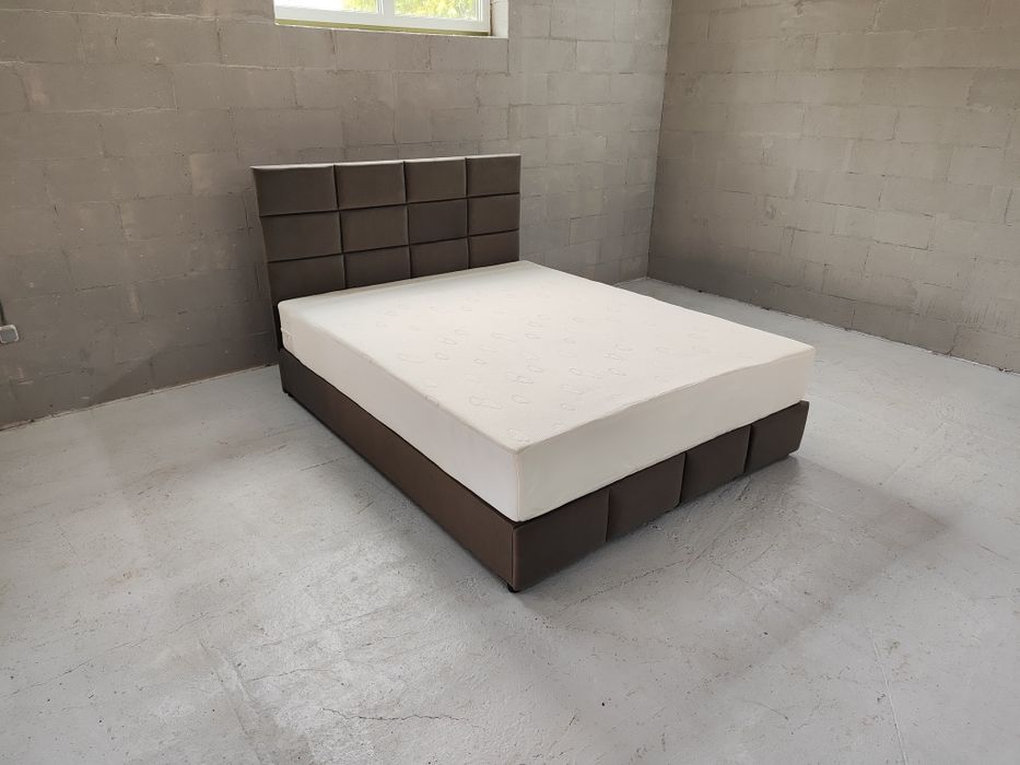 Ліжко з матрацом. Нове.