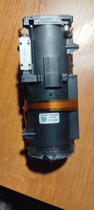 Продам зум камеру