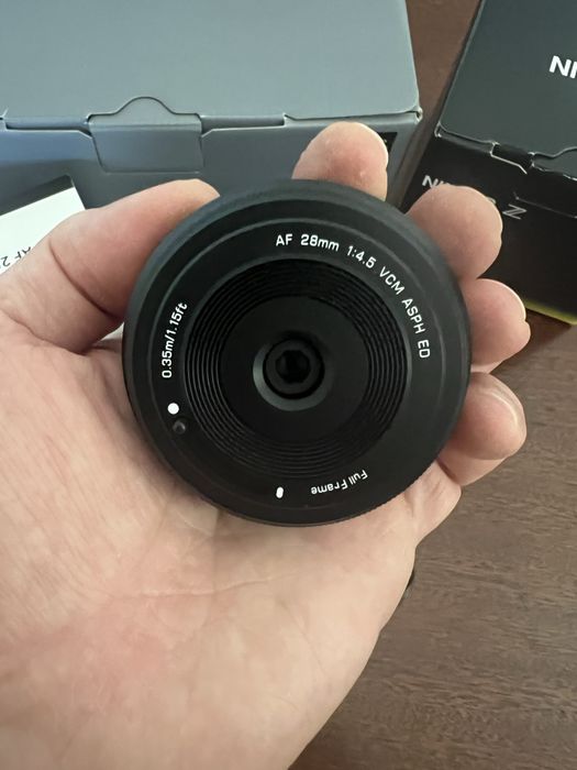 (Reservado) Nikon ZFC com Nikon 40 e Viltrox 28