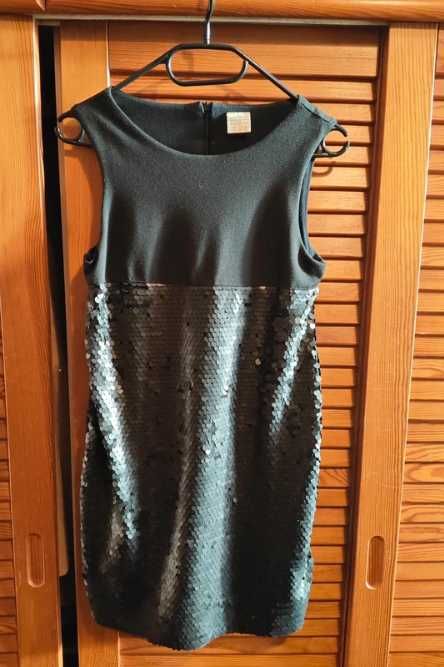 Vestido preto lantejoulas