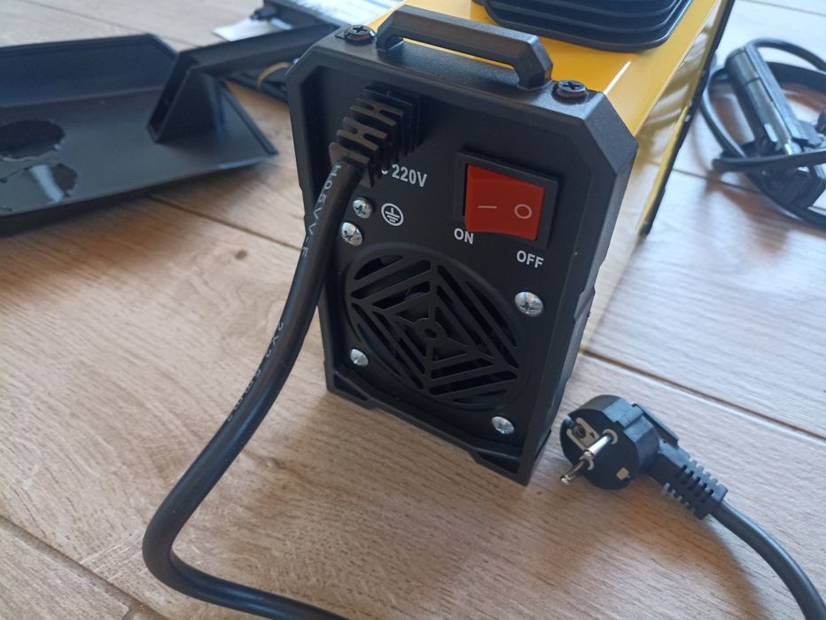 Máquina solda inverter elétrodo 250 amp nova  soldadura