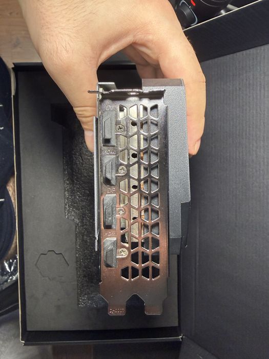 Aorus rtx 3060 ti 8gb відеокарта