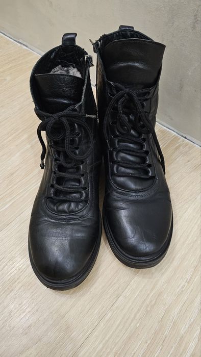 Продам зимові черевики