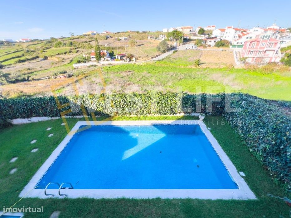 Moradia T4 com Piscina e vista fantástica a 5 minutos da praia - Ca...