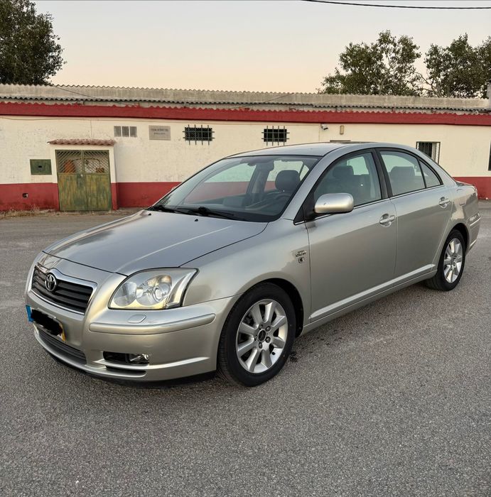 Vendo Toyota Avensis 2.2 D-cat 177cv Nacional 1 dono