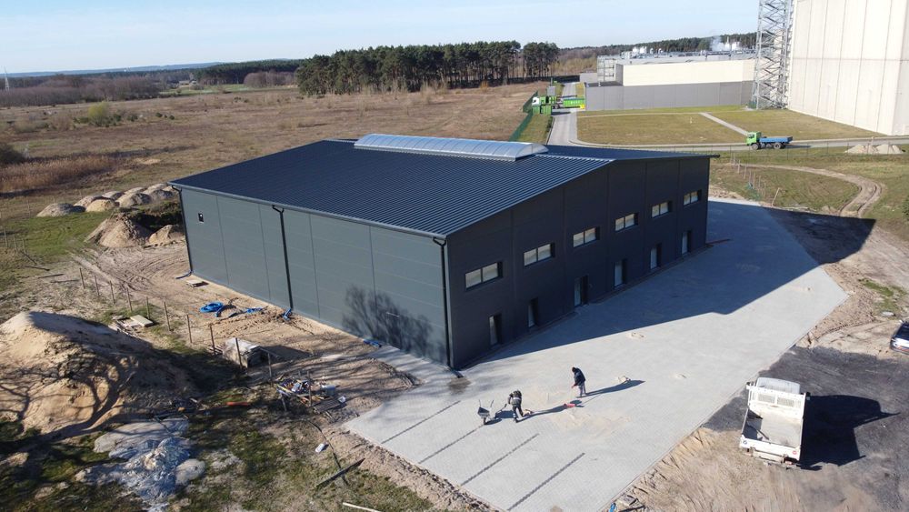 Hala stalowa ocieplana produkcyjna 30 x 30 x 7m, 900m2