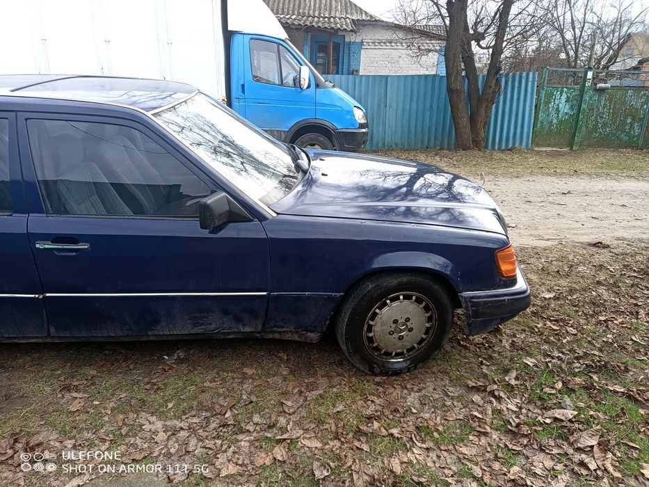 Продам мерседес 230Е