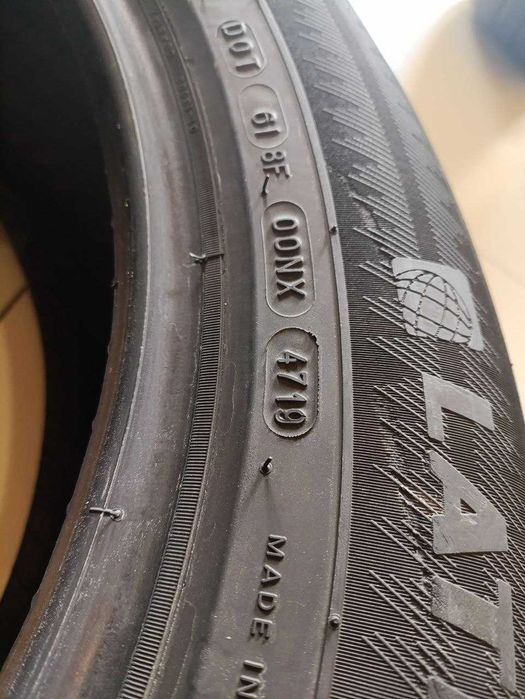 Пара шин б/у 235/55R19 101Y Michelin Latitude Sport 3 NO
