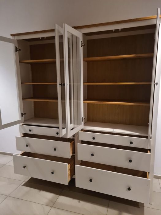 Dwie witryny Hemnes biała bejca dostawa z wniesieniem