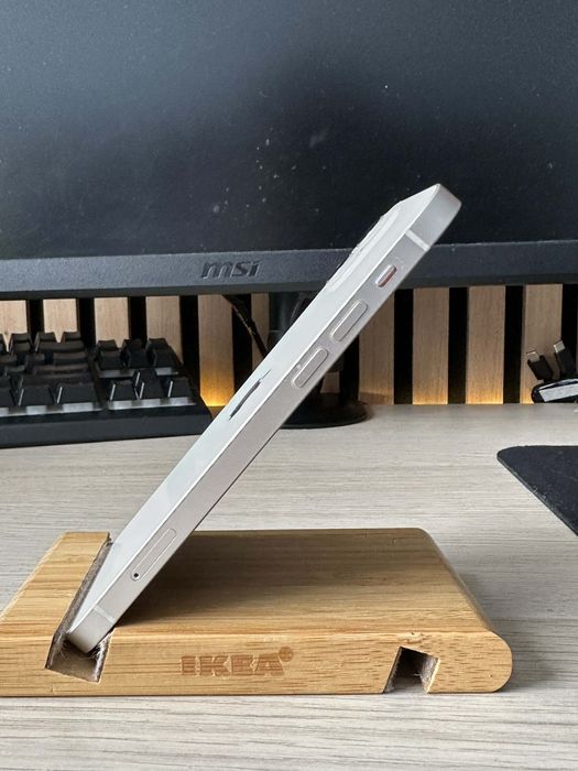 iPhone 12. Stan bardzo dobry