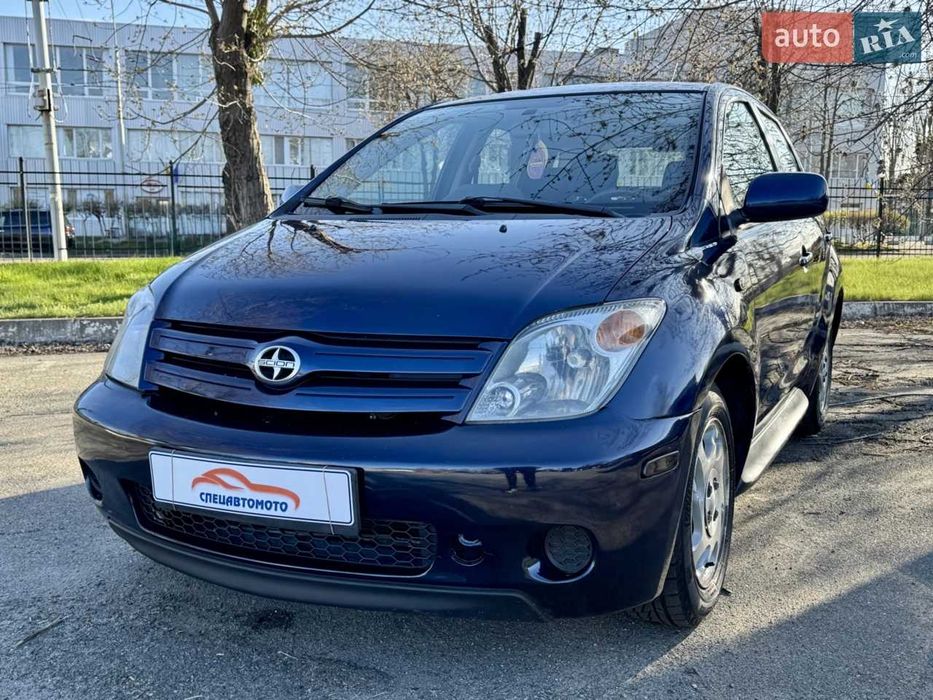 Продам Scion xA 2004