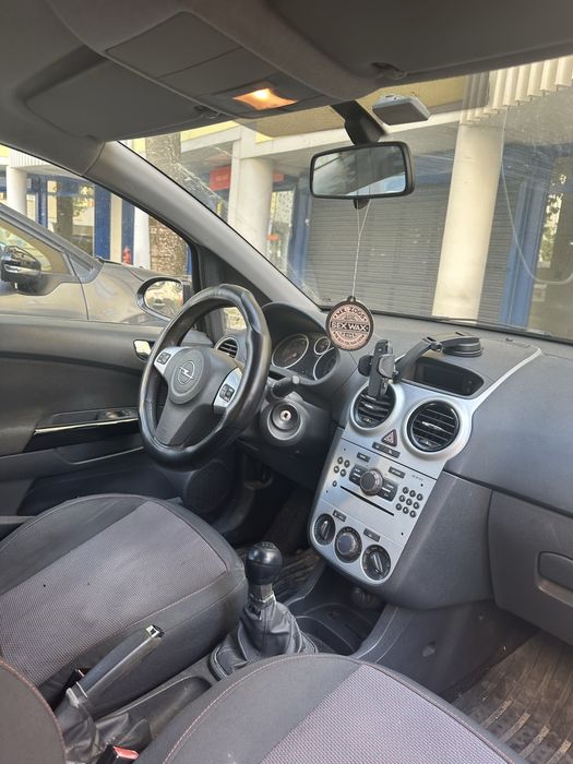 Opel corsa 1.3 CDTI