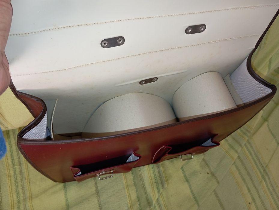 Pasta retro de pele sintética