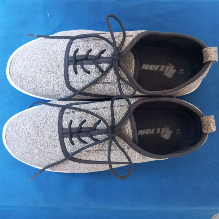 Кеды/ кроссовки/ мокасины азмер 40