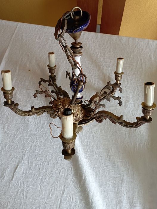 Candeeiro antigo em bronze