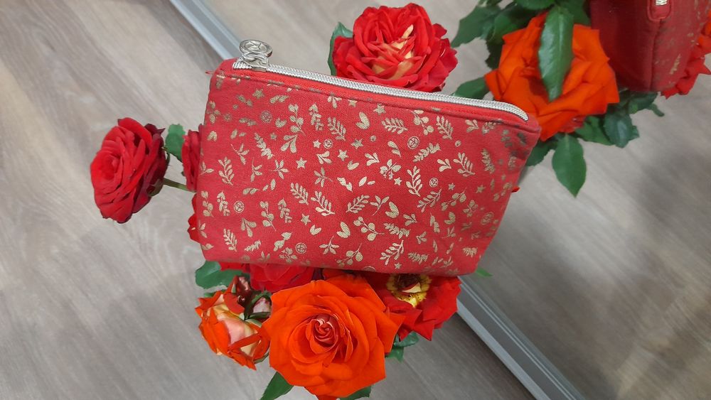 Шкатулка для украшений