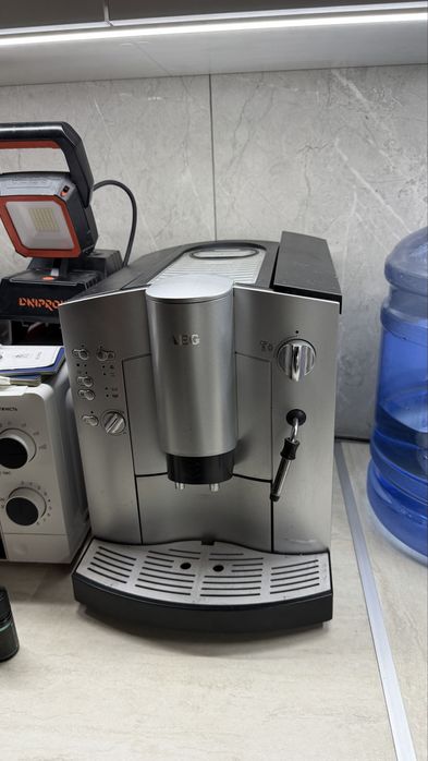 Кавова машинка професійна