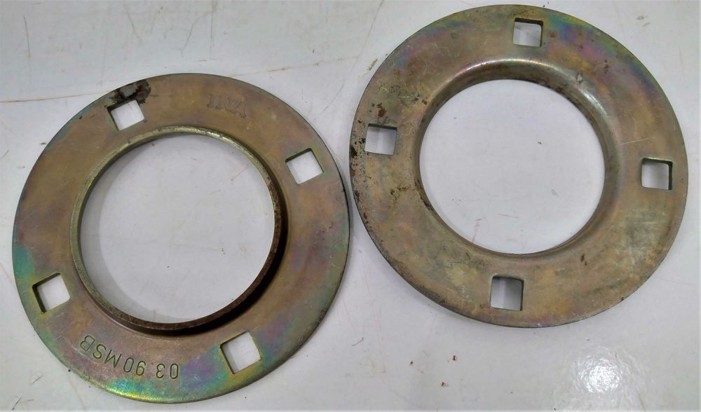 Obudowa oprawa kołnierzowa łożyska John Deere INA 03.90MSB
