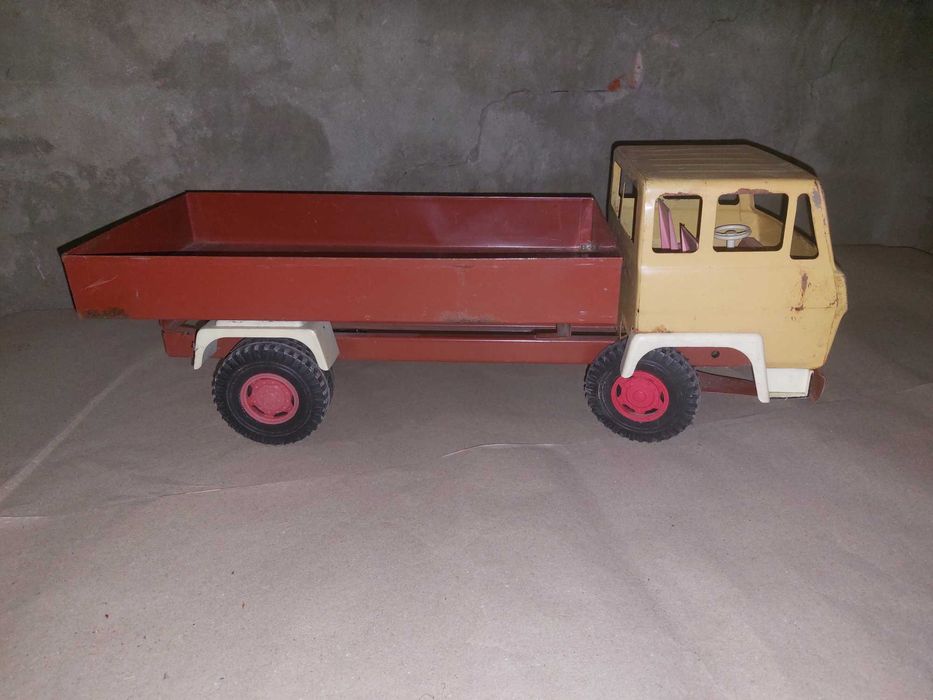 Игрушки машины (машинки) периода СССР.