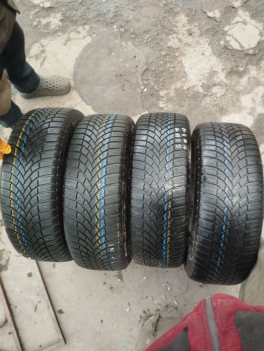 Зимові шини Bridgestone 205/55/16