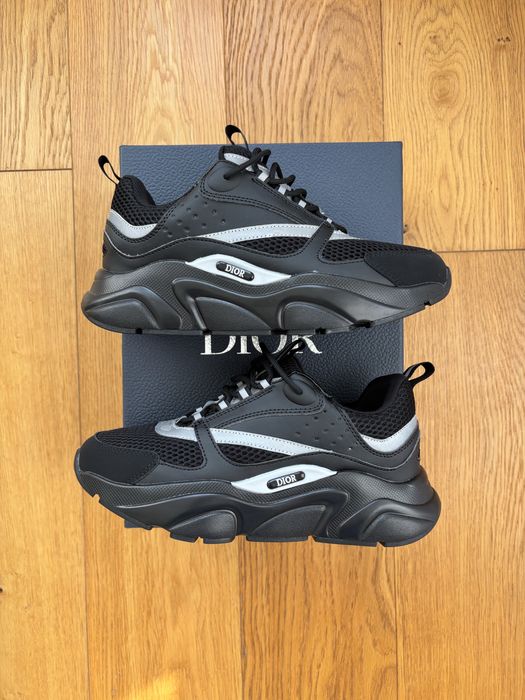 Czrane buty Dior b22