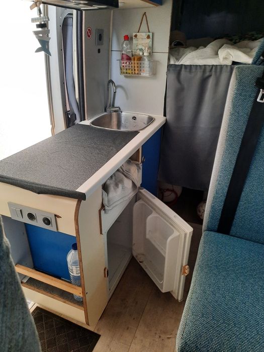 Autocaravana, expecial dormitorio.