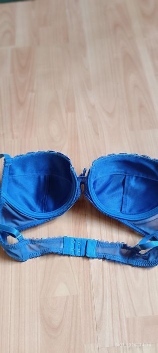 Biustonosz usztywniany Vivance push up