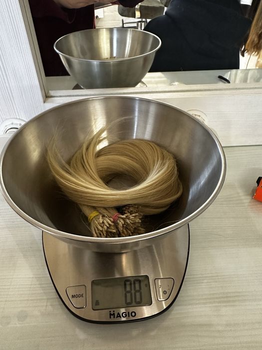 Натуральне волосся для нарощування