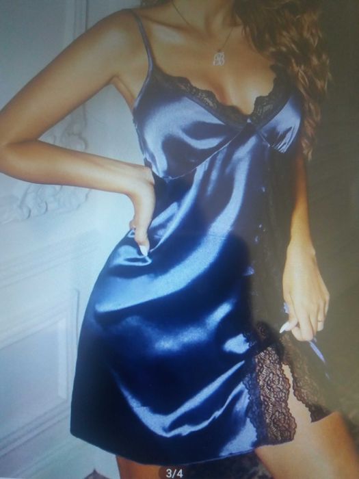 Camisa de dormir em cetim e renda como nova