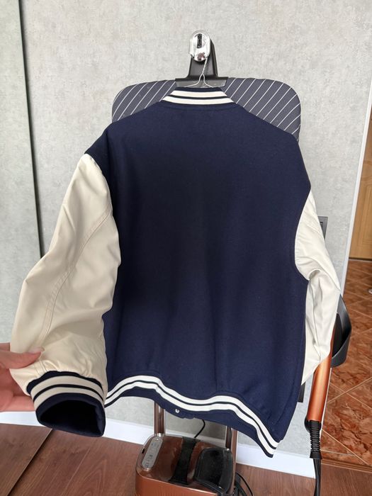 Бомбер H&M — розмір S