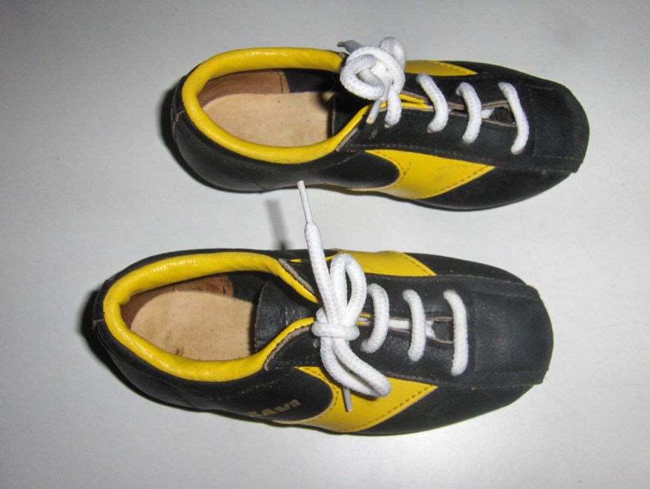 Botas de Futebol de criança n.º 28, marca Xavi - Made in Portugal