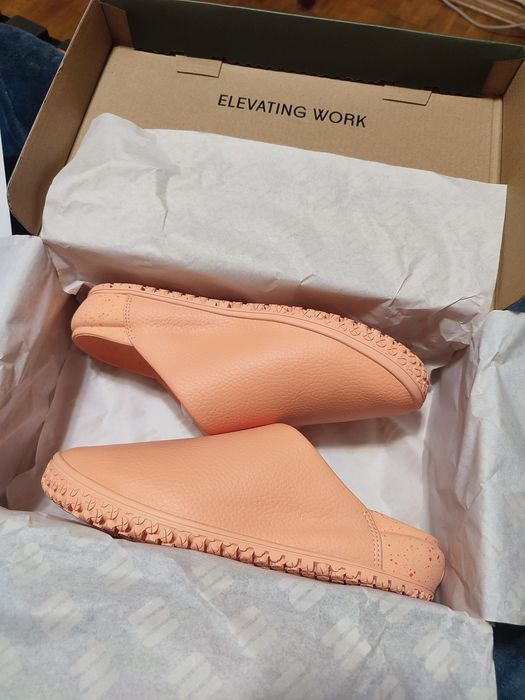 Snibbs, the clog