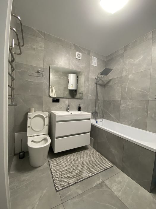 Здам по-добово  дво кімнатні апартаменти на привокзальній площі