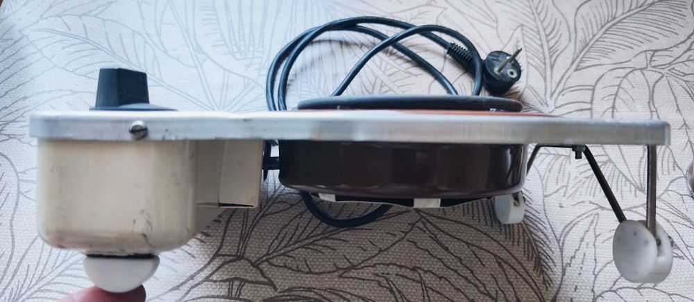 kuchenka elektryczna turystyczna Predom Selfa, PRL