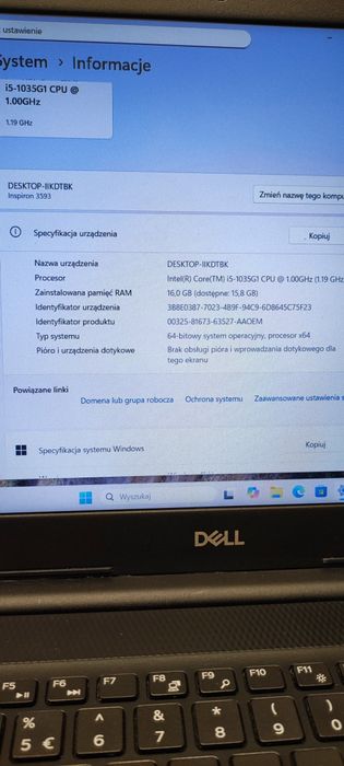 Dell Latitude 3593