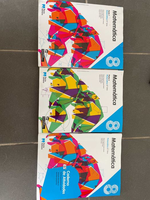 Livros escolares 8ºano