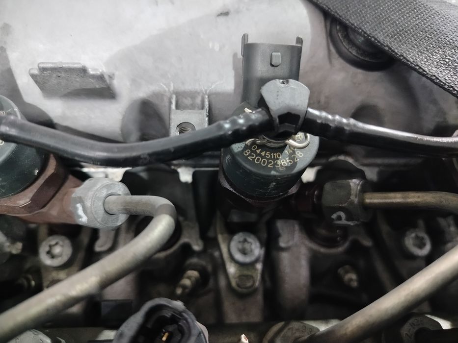 Silnik Renault Trafic Opel Vivaro itp 1.9DCI