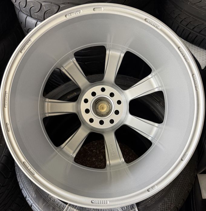 Продам Диски (Комплект 4шт)  OZ  R18x8j  ET35  CO73  5x100/112