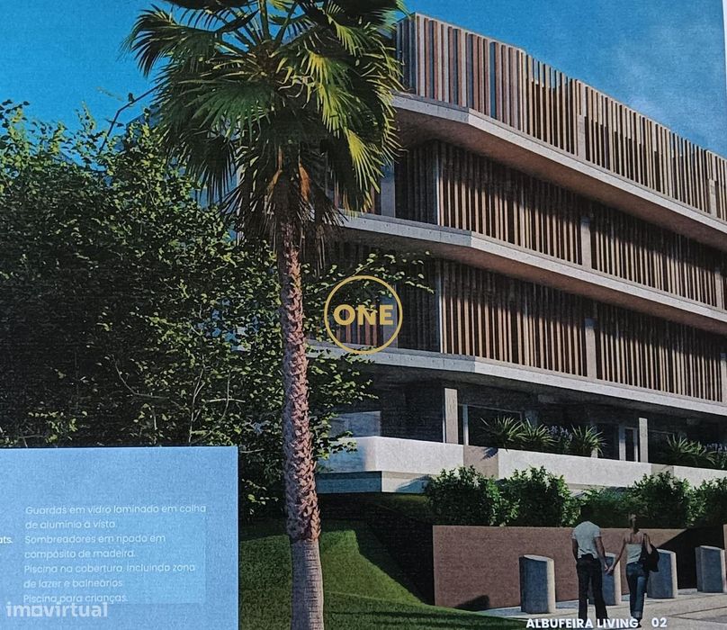 Apartamento T1 com piscina no rooftop, a 5 min a pé da praia da Oura -